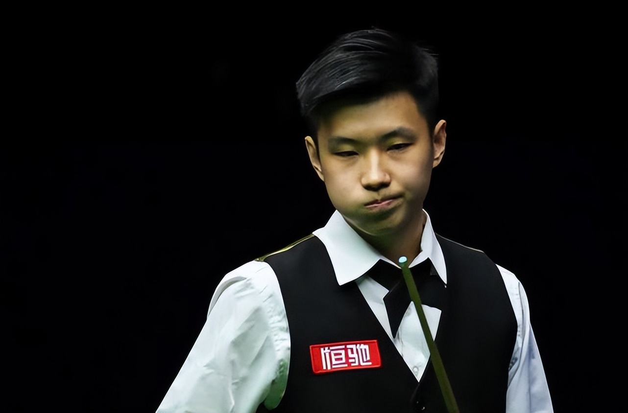 赛中锻炼自 赛中锻炼自