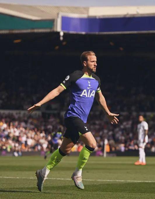 明了他在短 明了他在短